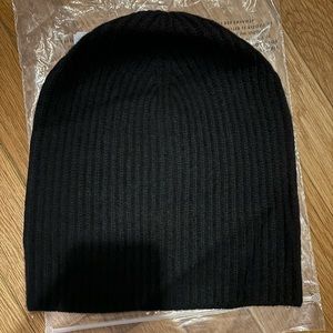 Men’s cashmere beanie